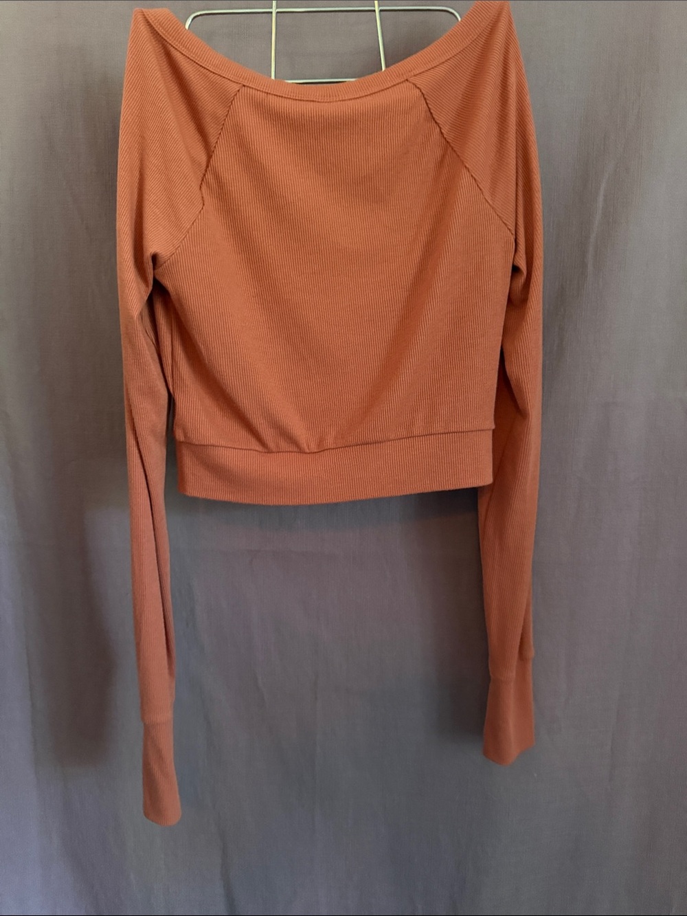 Old Navy Rust Off-Shoulder Ribbed Top NWOT Small - Picture 2 of 2